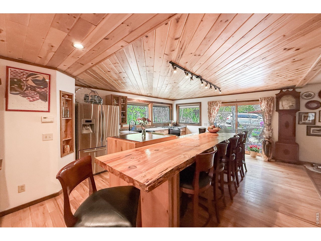 2508 Riverside Drive Lyons, CO 80540 - Photo 16 of 50 a dining room with furniture and window