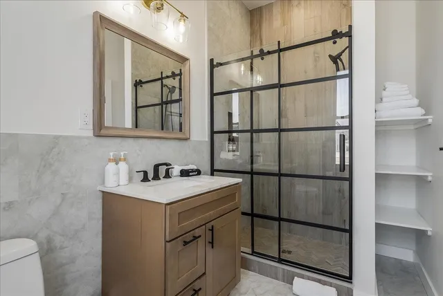 $3,800 | 97-99 Zabriskie Street, Unit 3R, Jersey City, NJ 07307