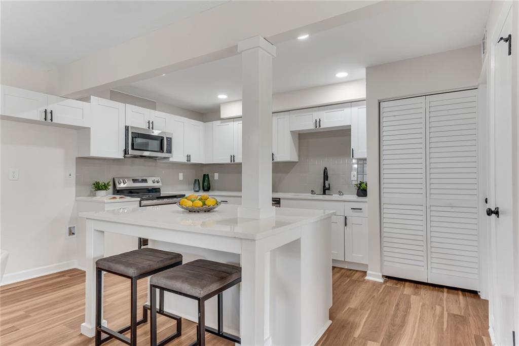 3091 Colonial Way, Unit J3 Atlanta, GA 30341 - Photo 11 of 45