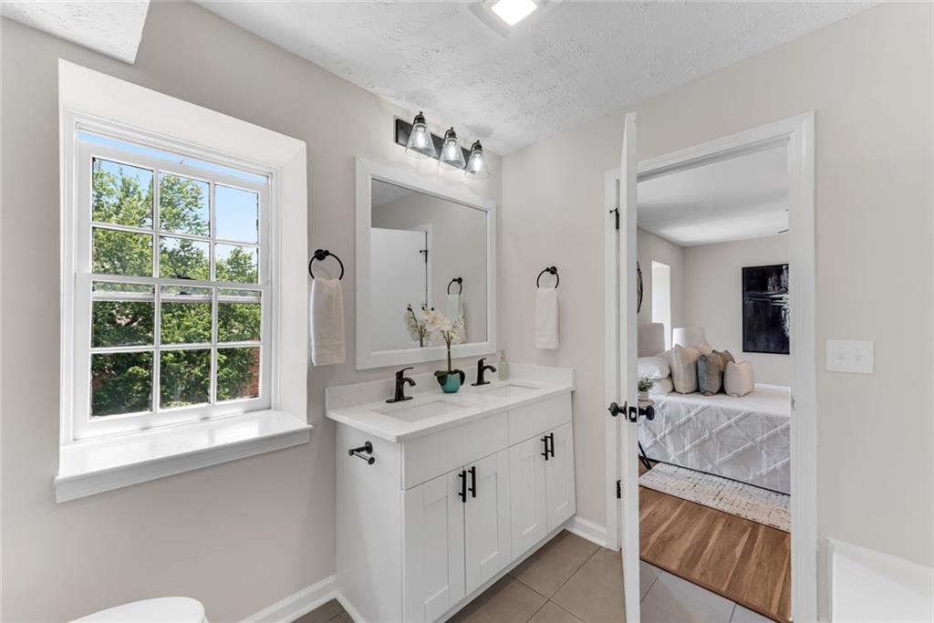 3091 Colonial Way, Unit J3 Atlanta, GA 30341 - Photo 22 of 45