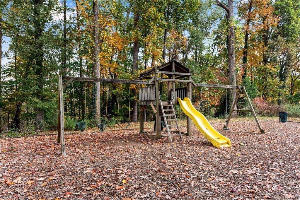 3091 Colonial Way, Unit J3 Atlanta, GA 30341 - Photo 43 of 45