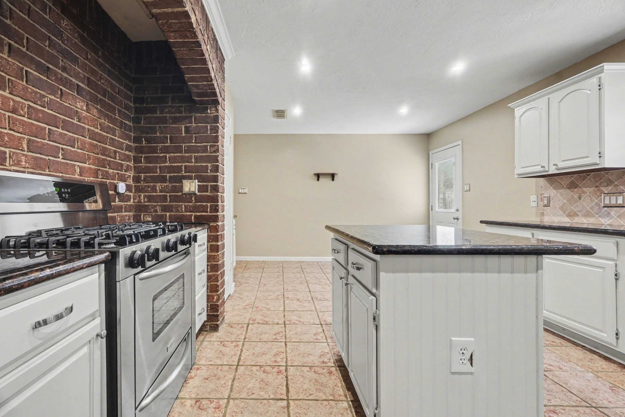 16422 Willingham Way Houston, TX 77095 - Photo 10 of 21