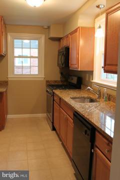 10419 Inwood Avenue Silver Spring, MD 20902 - Photo 6 of 24 Kitchen