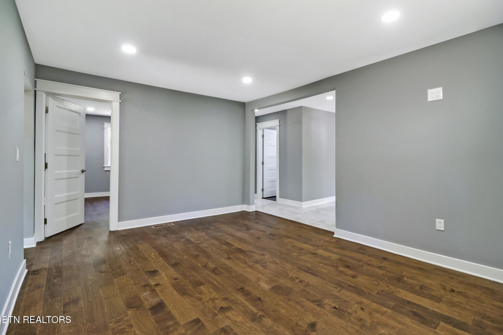 4233 Old State Road Knoxville, TN 37914 - Photo 12 of 46 if1a3883-if1a3887