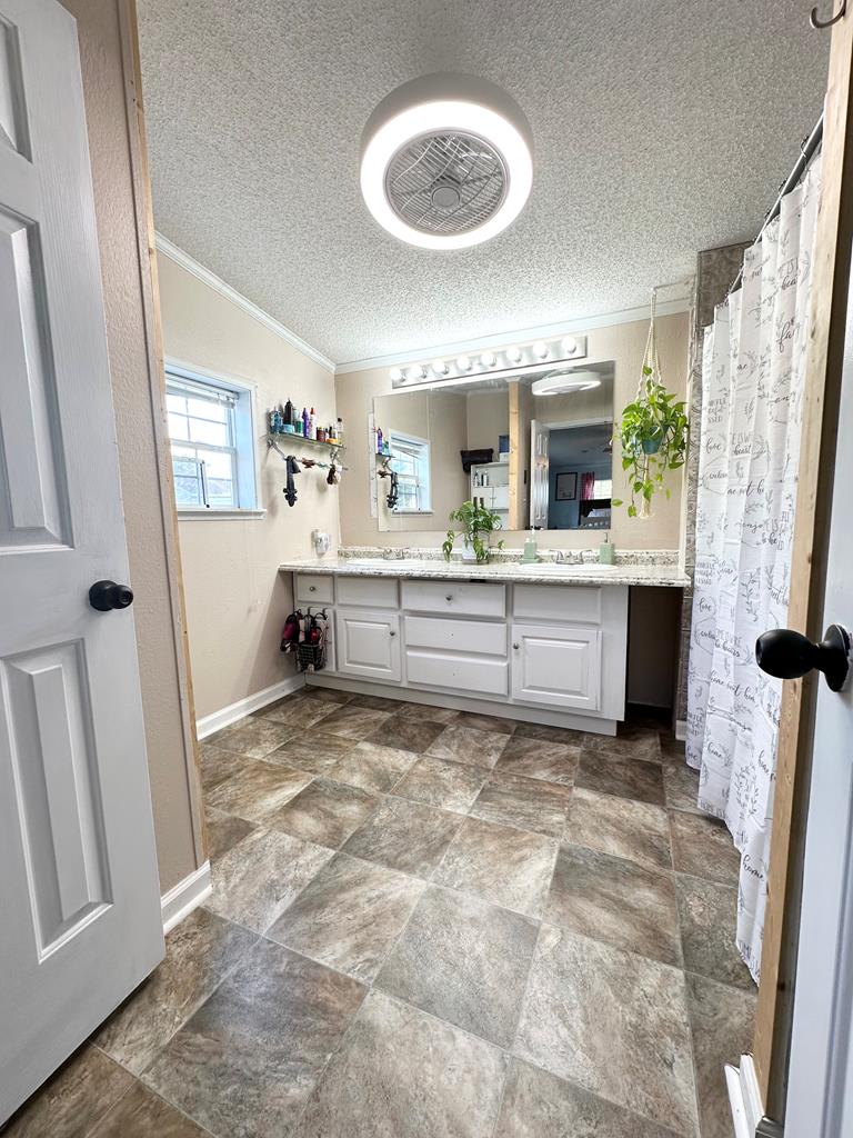 3132 Whitetop Road Chilhowie, VA 24319 - Photo 17 of 50 Gallery Image 17