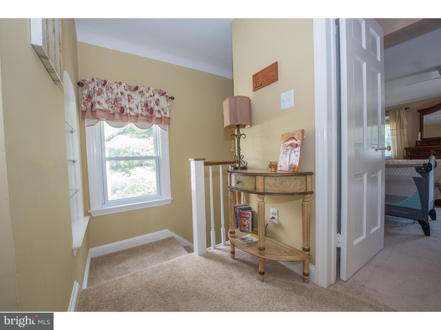 800 Valley Road Havertown, PA 19083 - Photo 12 of 25 Hallway
