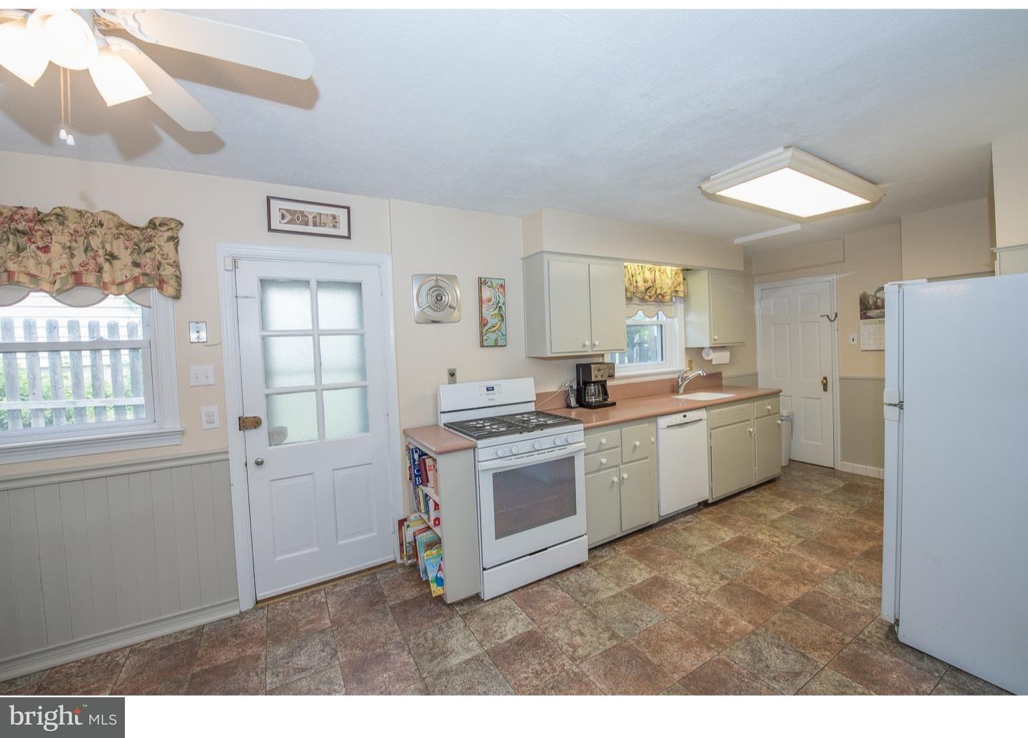 800 Valley Road Havertown, PA 19083 - Photo 10 of 25 Kitchen