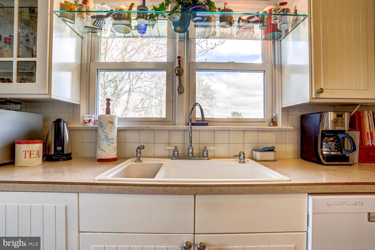 812 Hillaire Road Lancaster, PA 17601 - Photo 14 of 35 Gallery Image 14