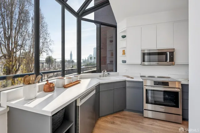 $1,998,000 | 640 Davis Street, Unit 24, San Francisco, CA 94111