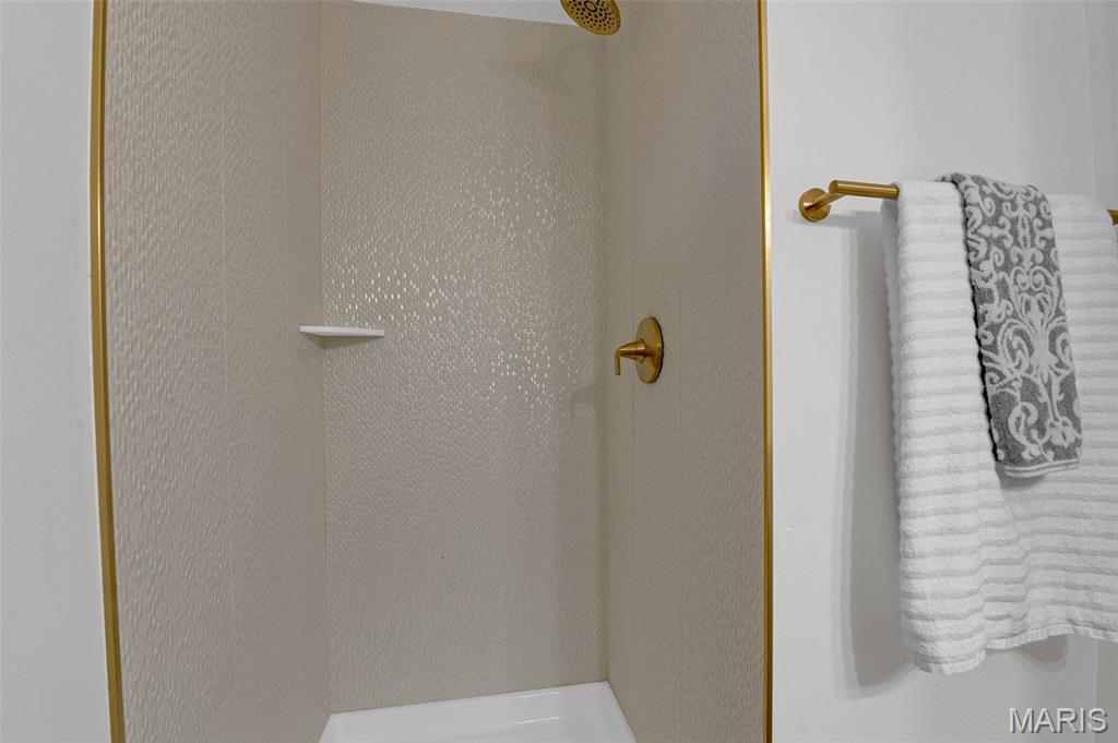 417 Palermo Drive Ballwin, MO 63021 - Photo 22 of 32