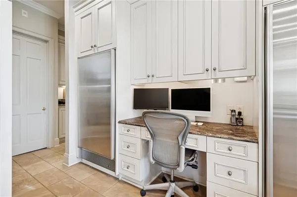 $1,700,000 | 19 Pebble Beach Lane, New Orleans, LA 70131