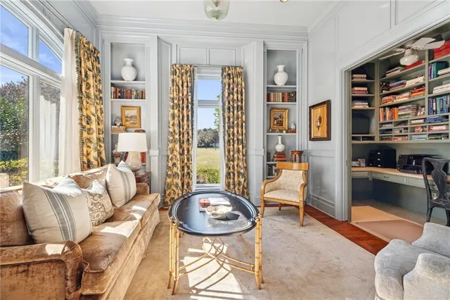 $1,700,000 | 19 Pebble Beach Lane, New Orleans, LA 70131