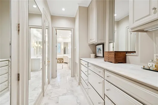 $1,700,000 | 19 Pebble Beach Lane, New Orleans, LA 70131