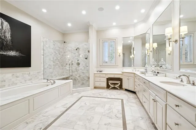 $1,700,000 | 19 Pebble Beach Lane, New Orleans, LA 70131