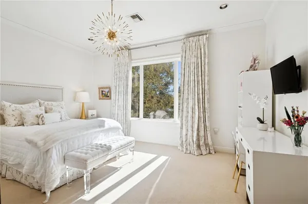 $1,700,000 | 19 Pebble Beach Lane, New Orleans, LA 70131