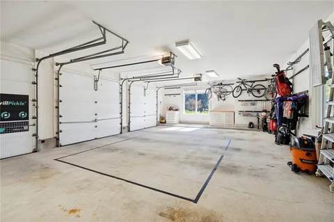 $1,700,000 | 19 Pebble Beach Lane, New Orleans, LA 70131