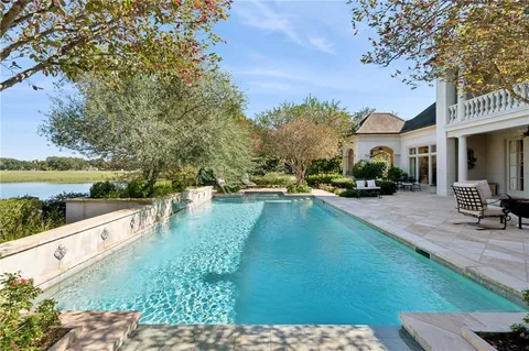 $1,700,000 | 19 Pebble Beach Lane, New Orleans, LA 70131
