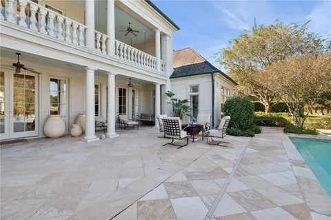 $1,700,000 | 19 Pebble Beach Lane, New Orleans, LA 70131