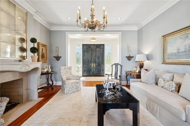 $1,700,000 | 19 Pebble Beach Lane, New Orleans, LA 70131