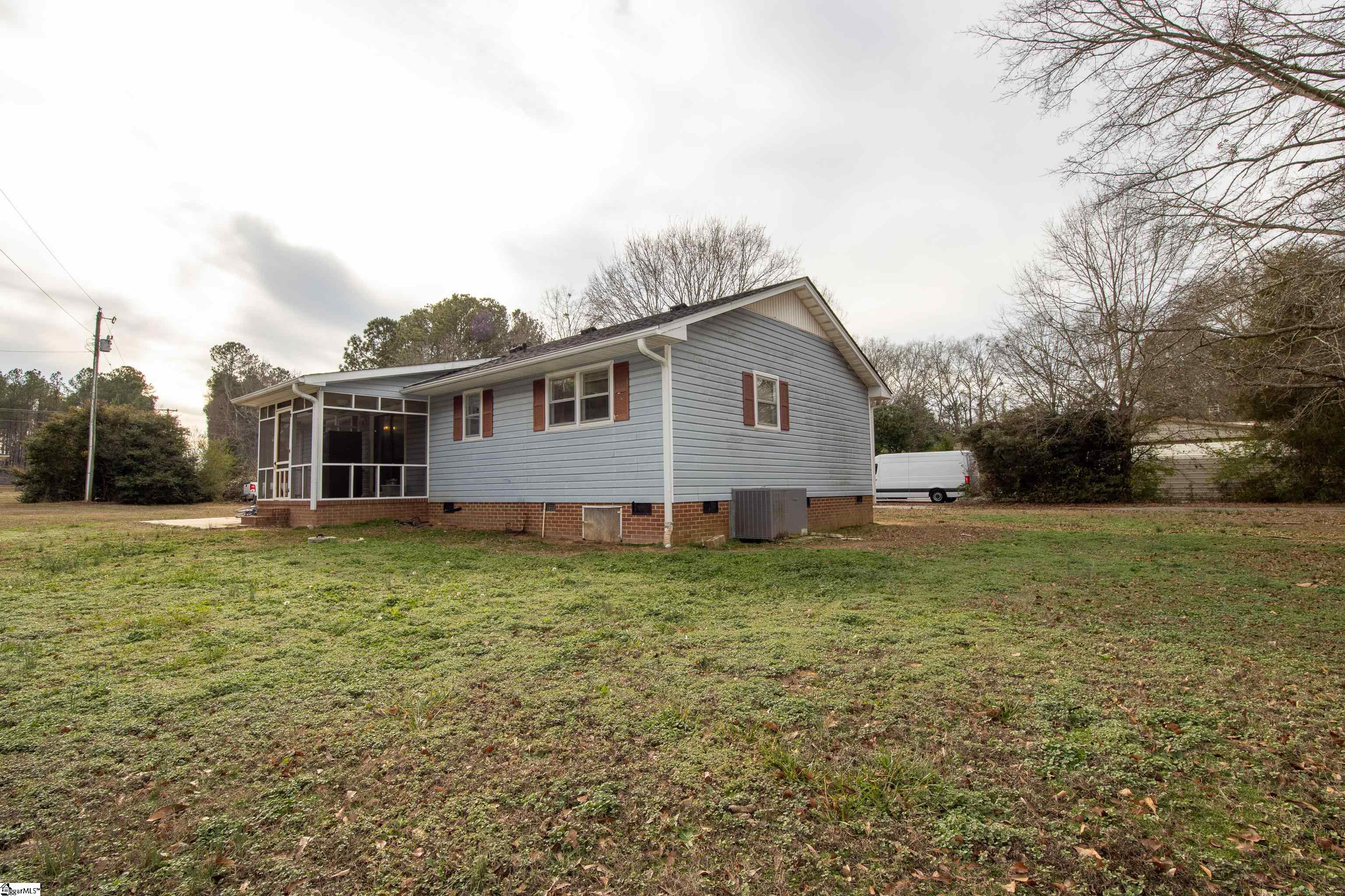 64 November Court Laurens, SC 29360 - Photo 15 of 28