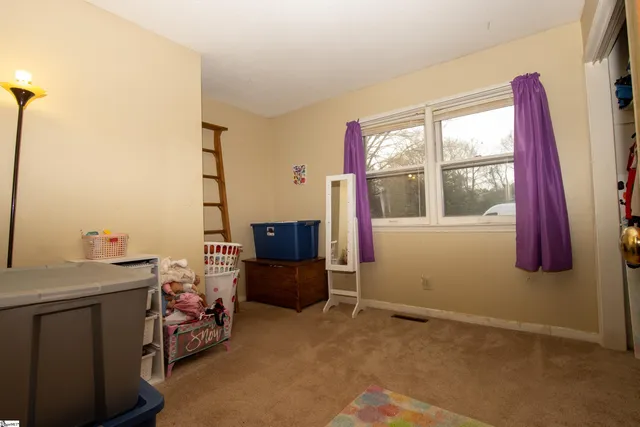 $169,900 | 64 November Court, Laurens, SC 29360