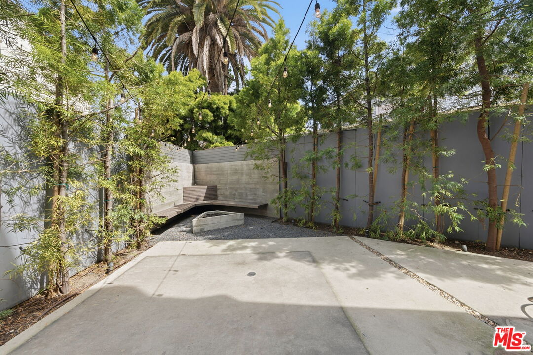 407 Rialto Avenue Venice, CA 90291 - Photo 15 of 41