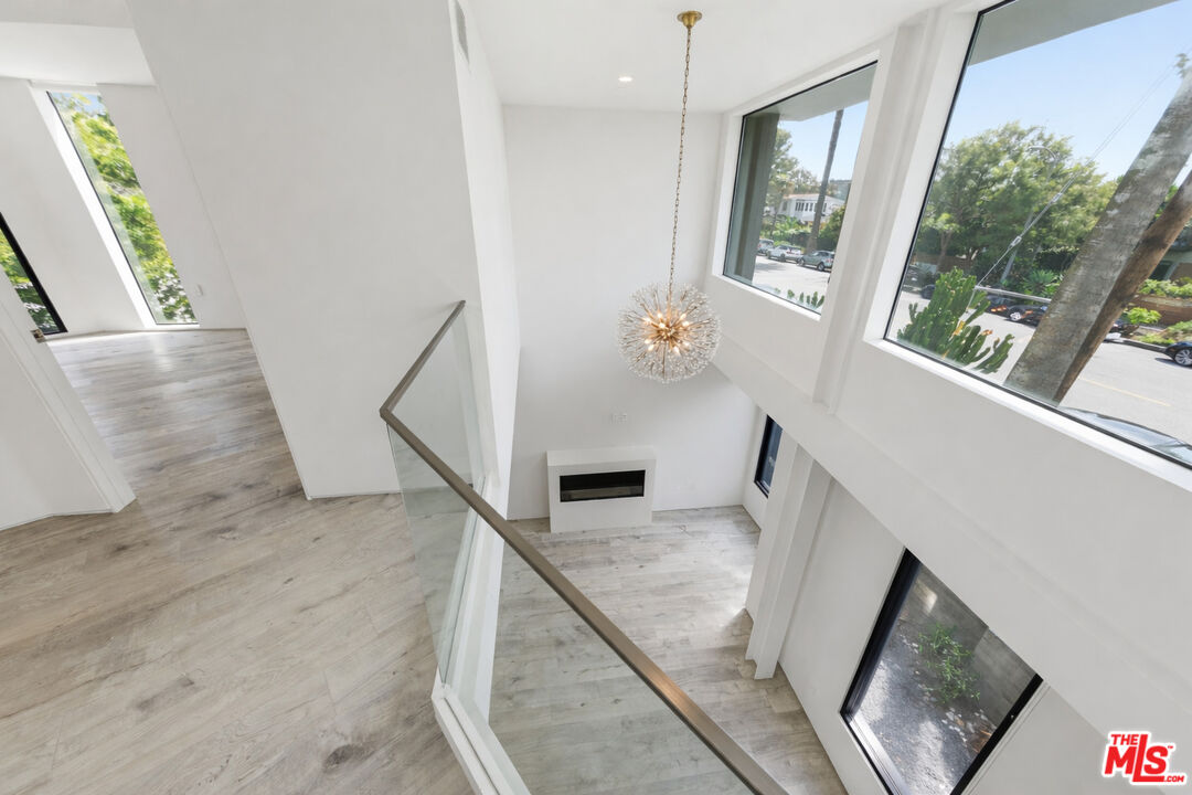 407 Rialto Avenue Venice, CA 90291 - Photo 17 of 41