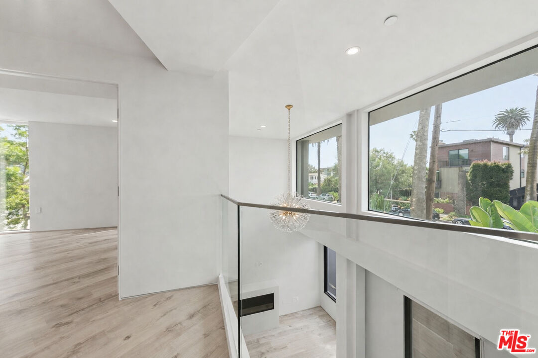 407 Rialto Avenue Venice, CA 90291 - Photo 21 of 41