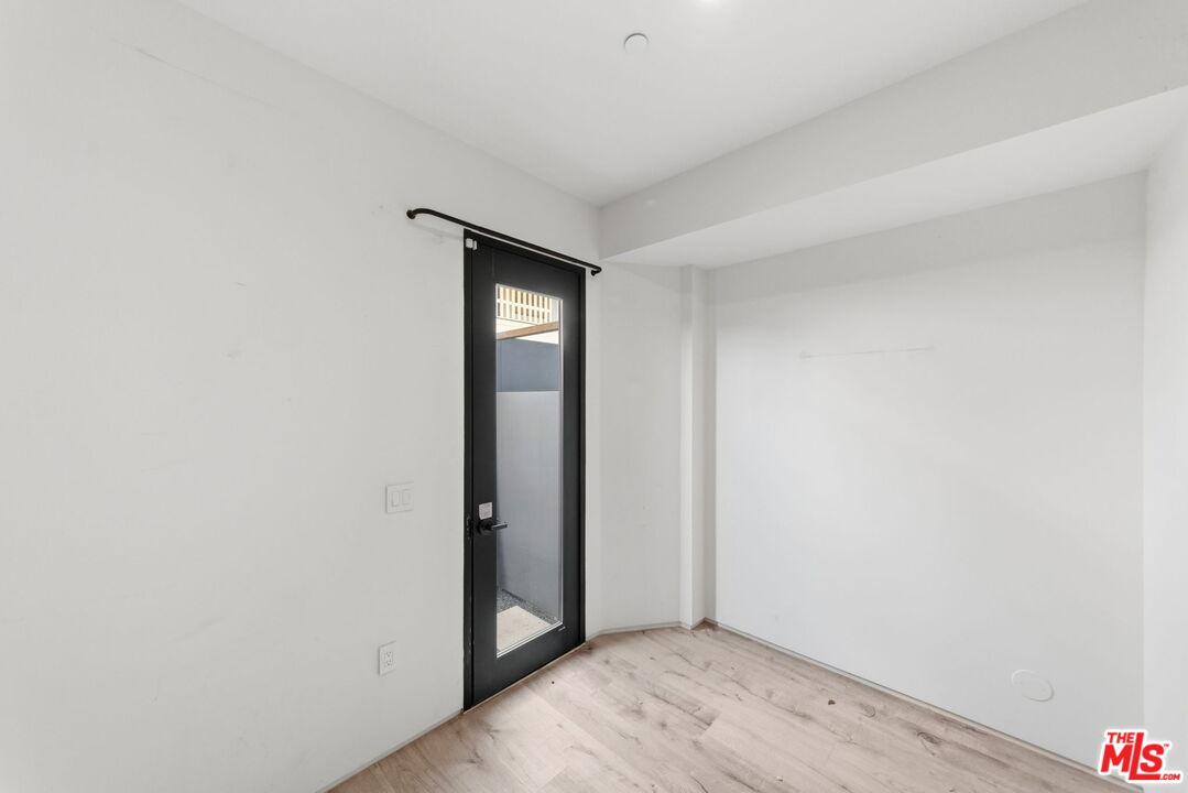 407 Rialto Avenue Venice, CA 90291 - Photo 39 of 41