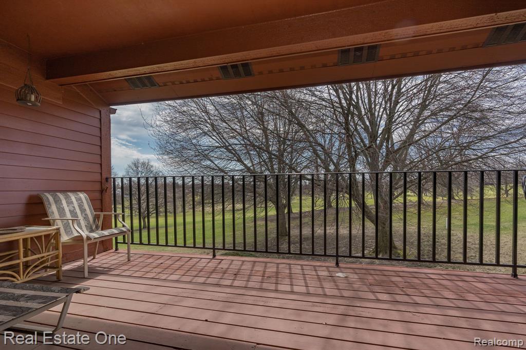 888 Green View Court Rochester Hills, MI 48307 - Photo 24 of 29
