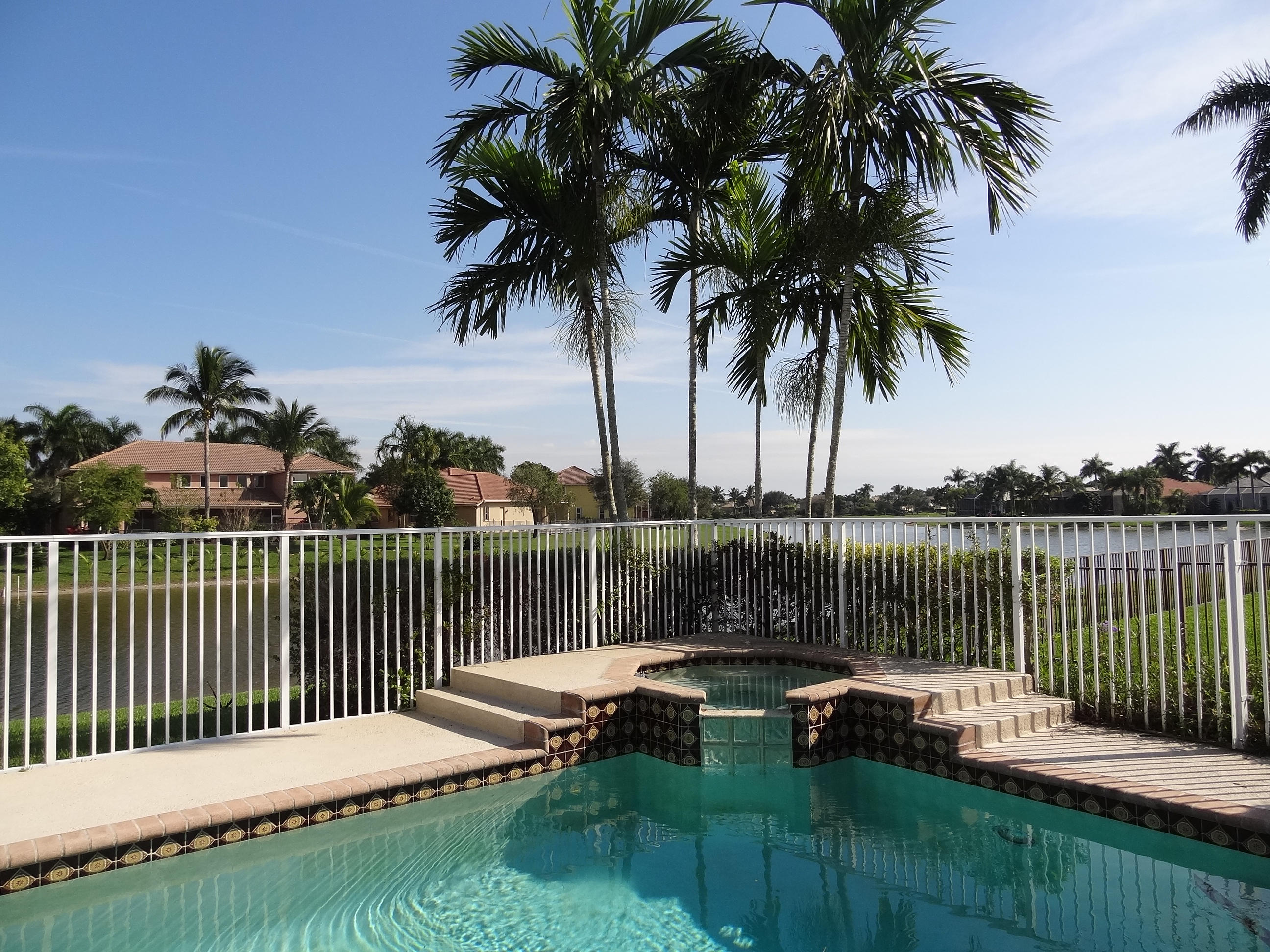 21404 Shannon Ridge Way Boca Raton, FL 33428 - Photo 12 of 42 RAISED SPA WITH WATERFALL