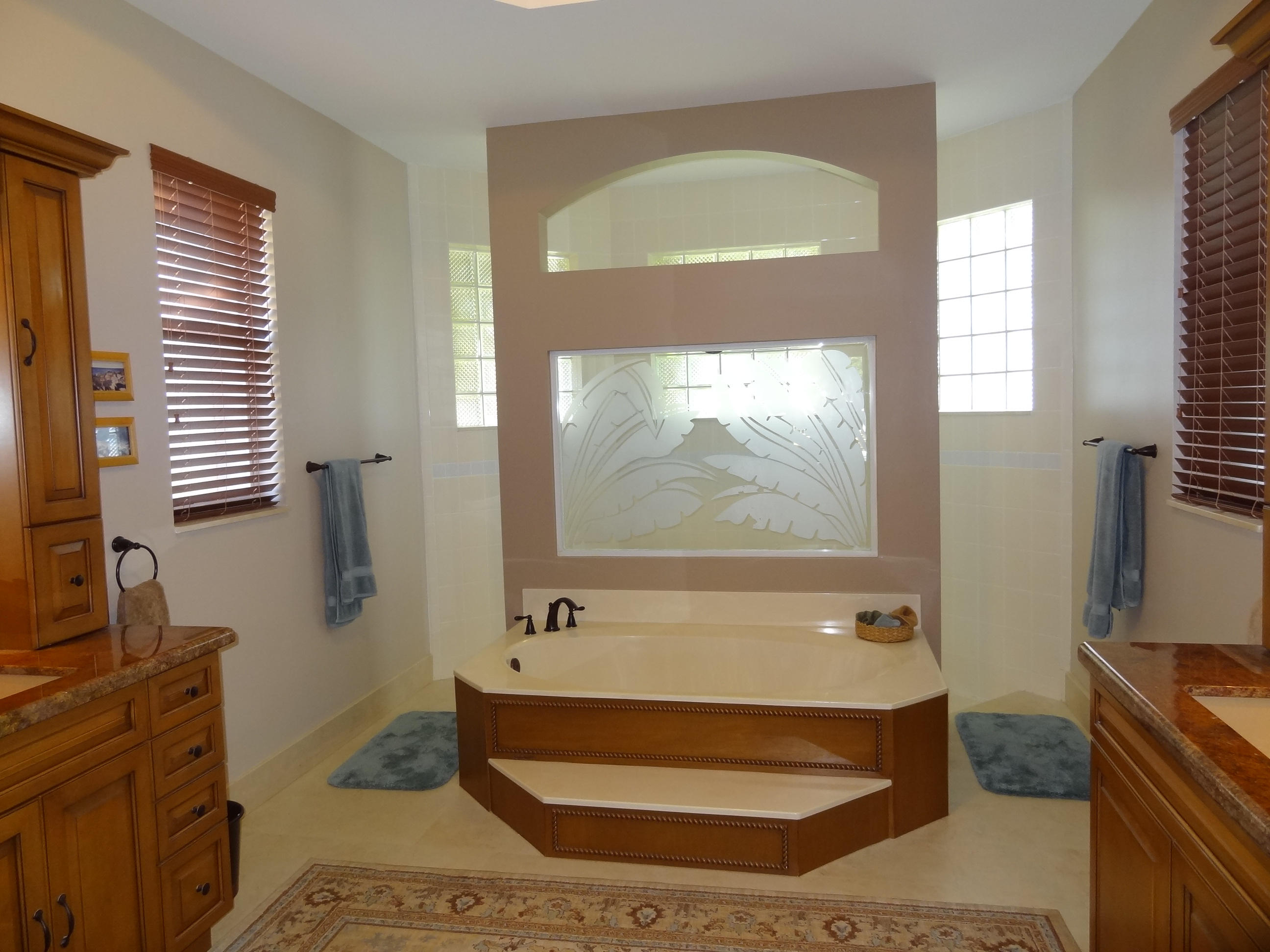 21404 Shannon Ridge Way Boca Raton, FL 33428 - Photo 5 of 42 REMODELED MASTER BATHROOM