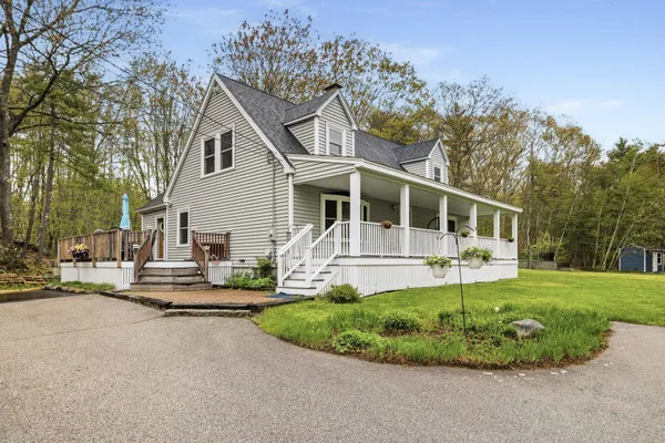 $744,900 | 2 Grover Lane, York, ME 03909