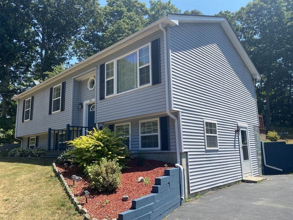 353 Reed Street Swansea, MA 02777 - Photo 2 of 14 Gallery Image 2