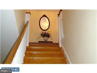 22 Lanfair Road Cheltenham, PA 19012 - Photo 4 of 12 Gallery Image 4