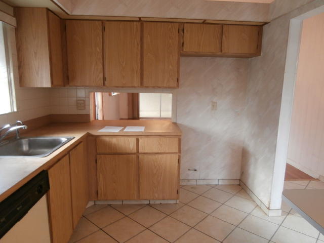 8883 Sunscape Lane, Unit C Boca Raton, FL 33496 - Photo 4 of 12 0 (10)