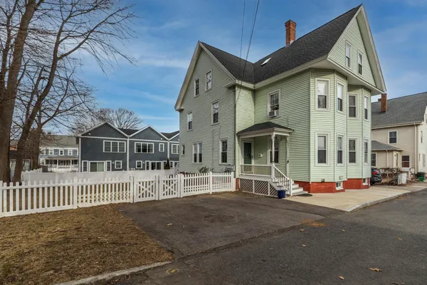$4,000 | 25 Friend Street, Portsmouth, NH 03801