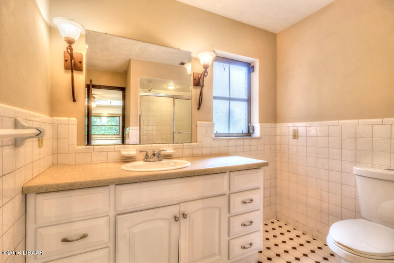 513 North Kepler Road DeLand, FL 32724 - Photo 13 of 29 513-14
