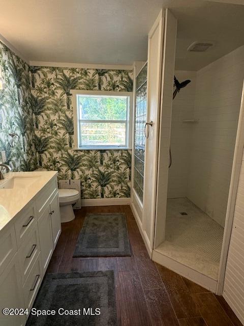 1055 Julia Drive Melbourne, FL 32935 - Photo 15 of 18 Primary suite bathroom Julia