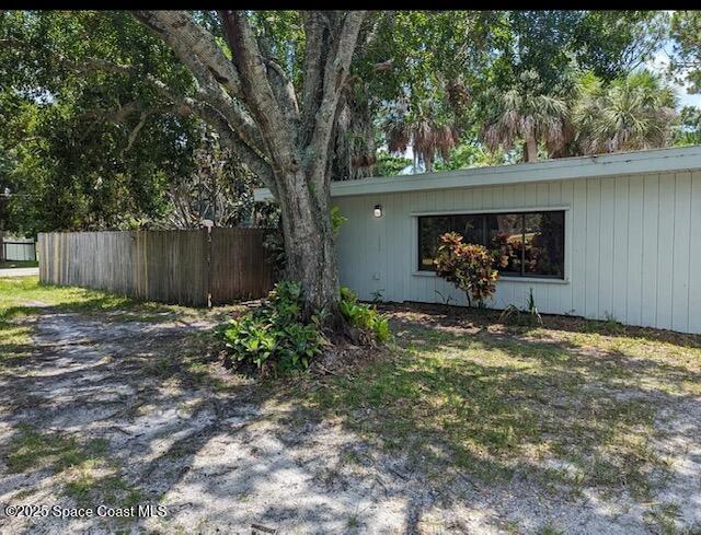 1055 Julia Drive Melbourne, FL 32935 - Photo 4 of 18 image 4