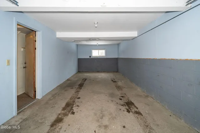 $475,000 | 36-38 Brenda Court, Guilderland, NY 12203