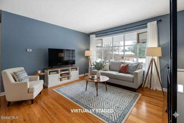 $475,000 | 36-38 Brenda Court, Guilderland, NY 12203