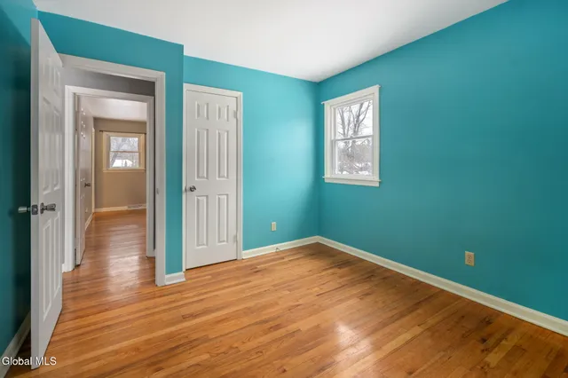 $475,000 | 36-38 Brenda Court, Guilderland, NY 12203