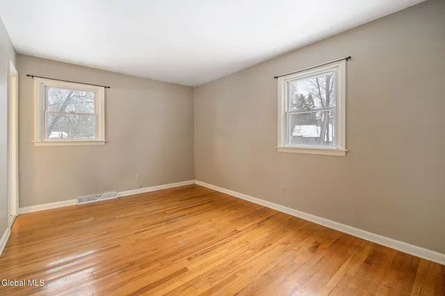 $475,000 | 36-38 Brenda Court, Guilderland, NY 12203