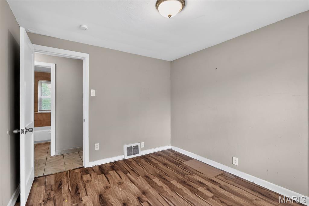 4607 Seattle Street St. Louis, MO 63121 - Photo 15 of 33