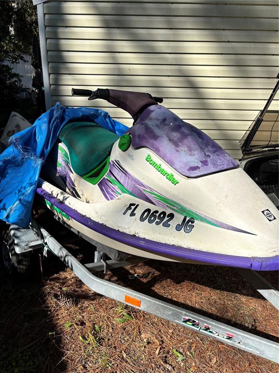 14348 Northeast 252nd Ct Road Fort McCoy, FL 32134 - Photo 46 of 51 a view of balcony with furniture