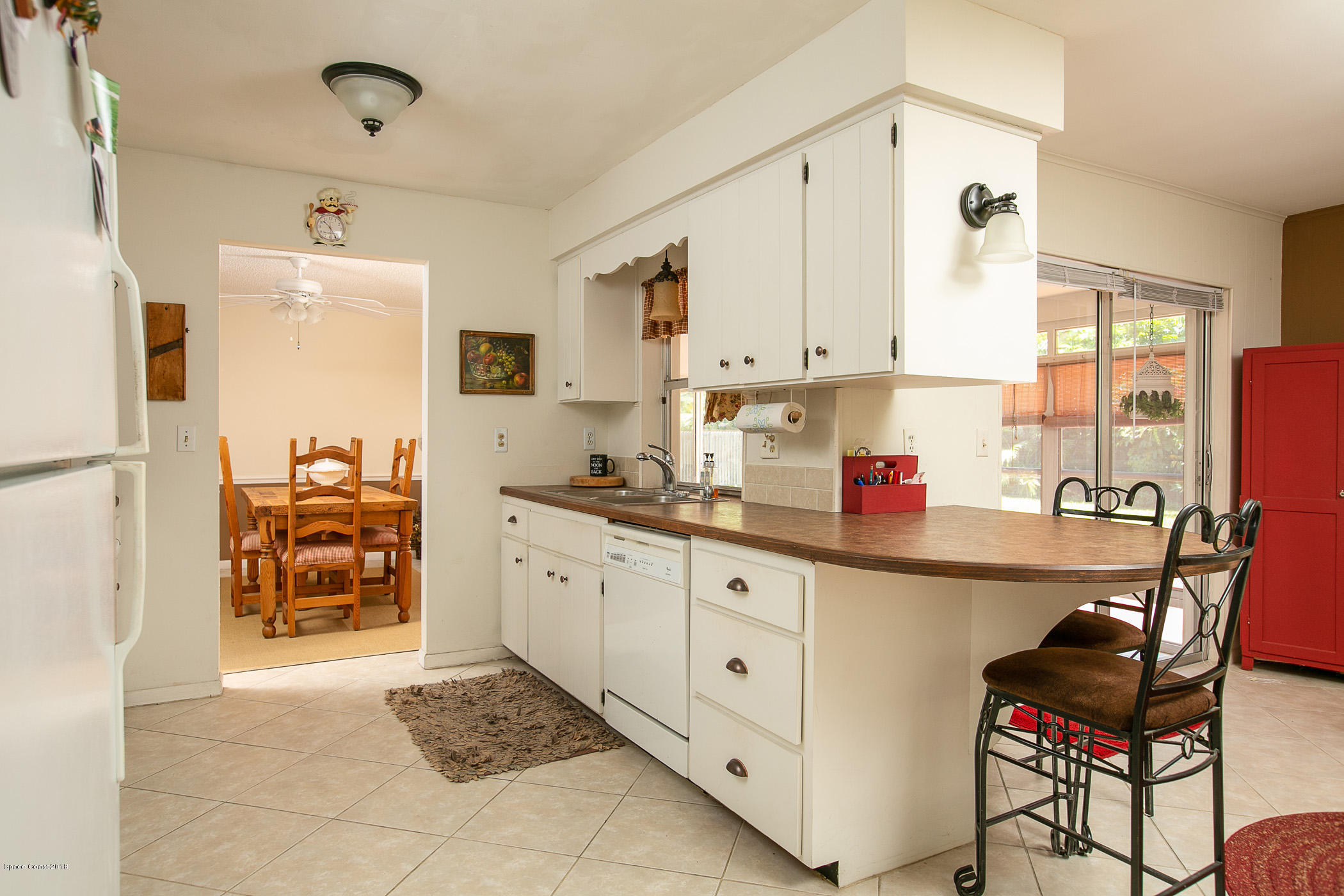 702 Banyan Road Vero Beach, FL 32963 - Photo 6 of 19 13 kitchen