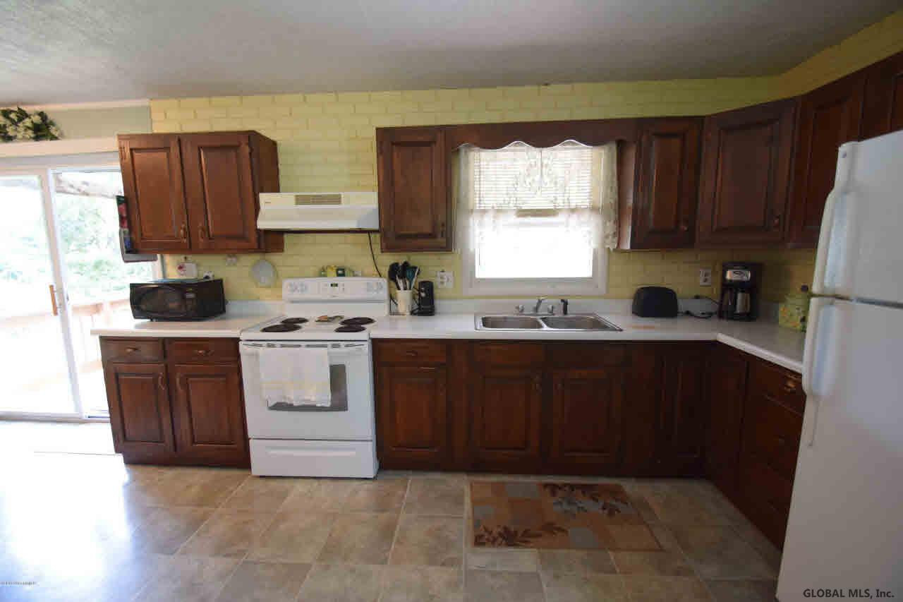 752 County Line Road Kingsbury, NY 12804 - Photo 6 of 26 Photo 6