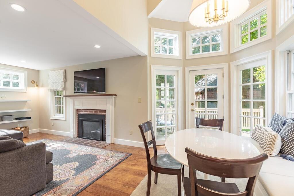 47 Lawson Road Winchester, MA 01890 - Photo 11 of 30