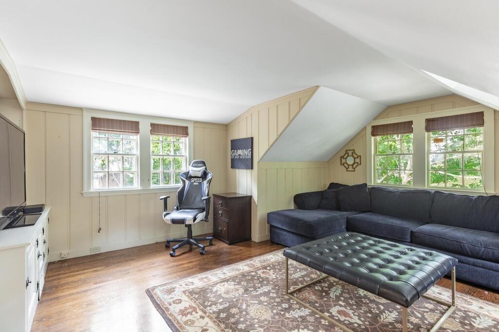 47 Lawson Road Winchester, MA 01890 - Photo 19 of 30